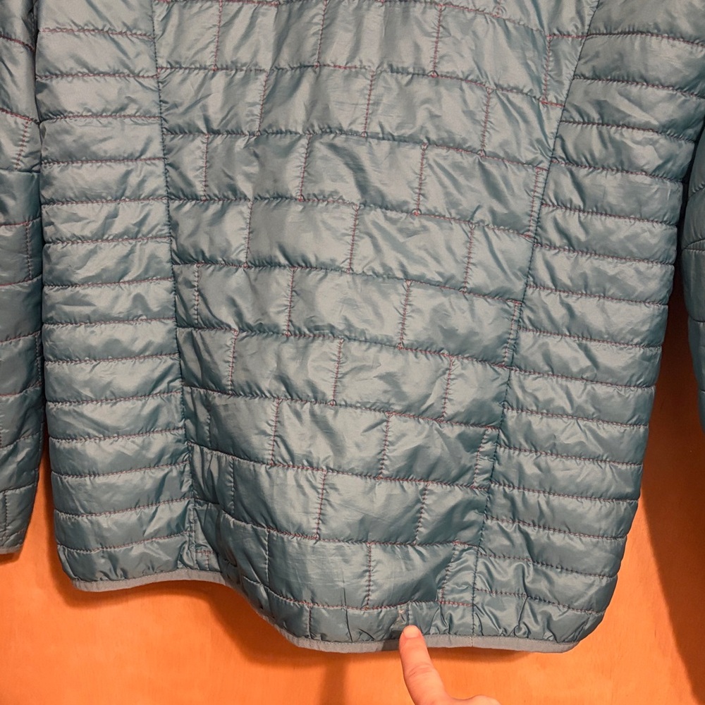 Patagonia Primaloft Pullover - image 4